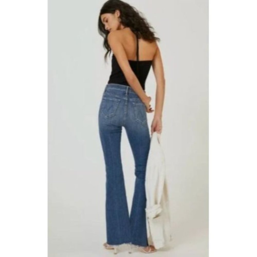 MOTHER Womens The Weekender Fray I Wet My Plants Flare Jeans Size 29 Blue NEW